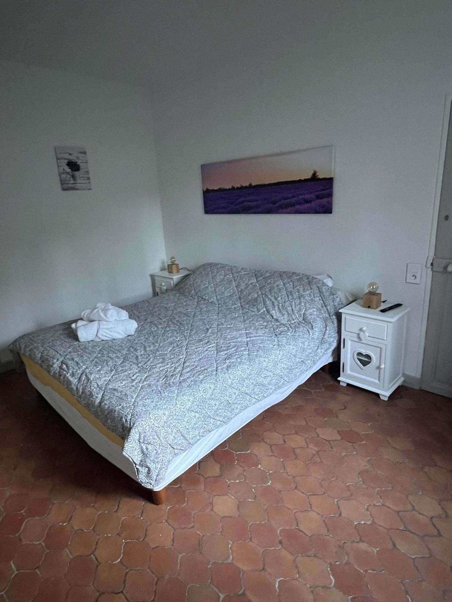 La Figuiere Fontaine De Vaucluse Bed & Breakfast Oda fotoğraf